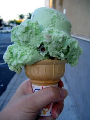 Pistacio Nut Ice Cream
